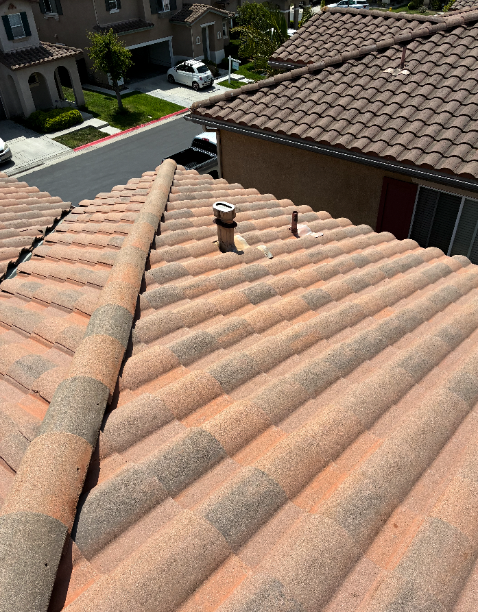 Tile Roof Cleaning in Ventura County